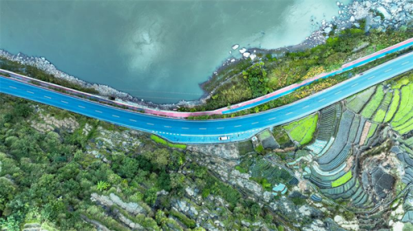 怒江活動(dòng)策劃：@爾濱 老鐵們 快來秘境怒江開啟一場(chǎng)探險(xiǎn)之旅吧